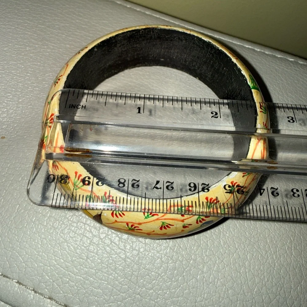 Hand-Painted Bangle Bracelet with Blue and Green Bird Motif - Picture 5 of 9